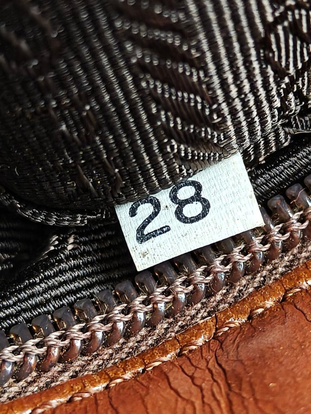 Vintage Prada Brown Leather Shoulder Bag Flap Clasp Logo Purse - Picture 14 of 14